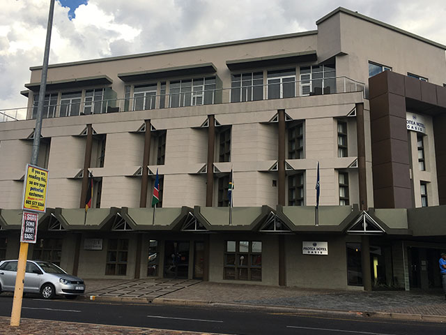 Gordonia Glas & Aluminium Previous Experience | Protea Hotel Upington